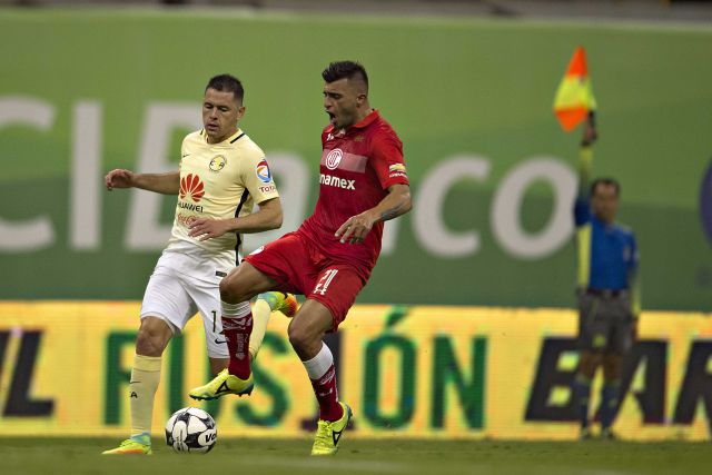 Suspenden un año a Pablo Aguilar y Enrique Triverio