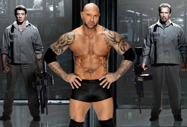 Dave Bautista se une a Sylvester Stallone para Plan de Escape 2 Dave Bautista se une a Sylvester Stallone para Plan de Escape 2