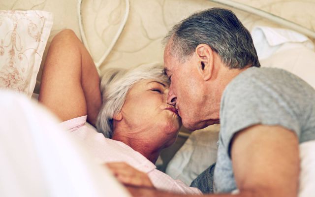 Las personas de la tercera edad son mejores en la intimidad Las personas de la tercera edad son mejores en la intimidad