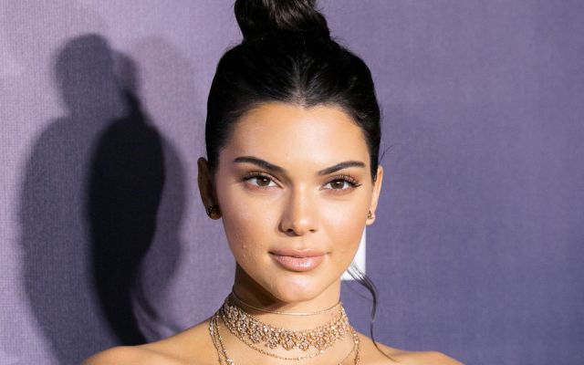 Kendall Jenner se descuidó y sufrió tremendo golpe