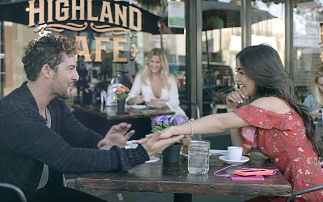 Caeli protagoniza nuevo video de David Bisbal