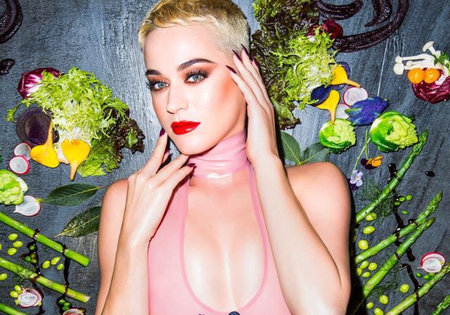 Katy Perry estrena Katy Perry estrena