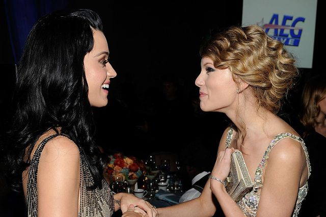¿Se vengará Katy Perry de Taylor Swift en nuevo disco?