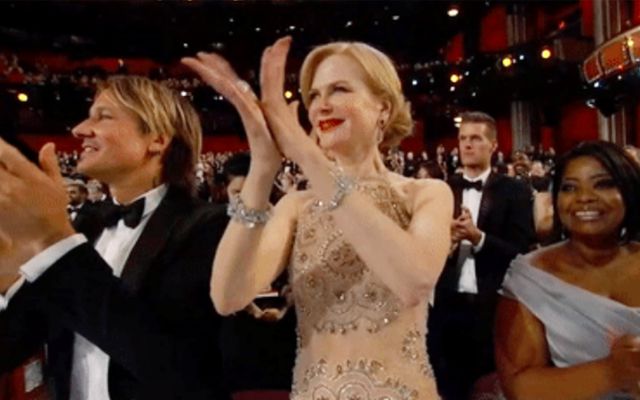 Nicole Kidman demuestra que sí sabe aplaudir Nicole Kidman demuestra que sí sabe aplaudir