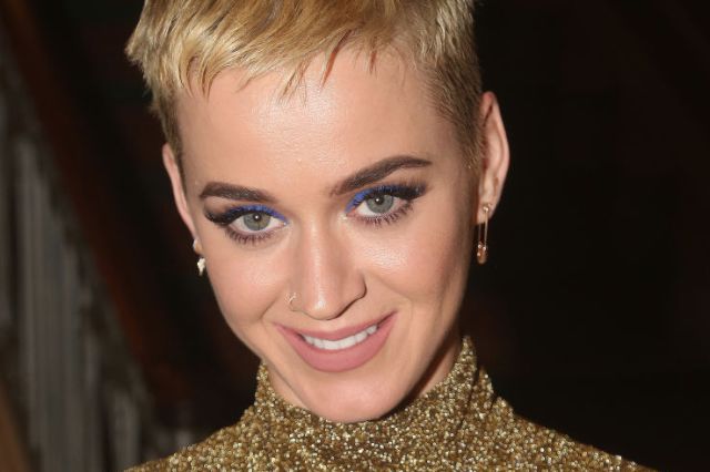 Katy Perry luce su espectacular cuerpo en México
