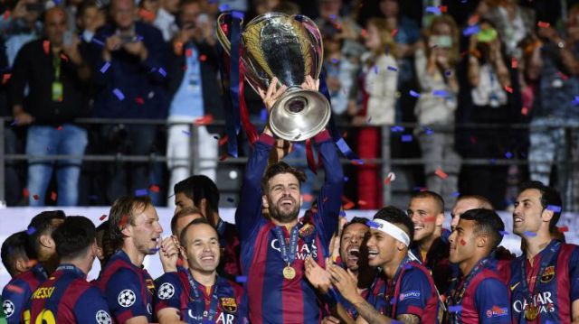 UEFA entregará trofeo de la Champions y Europa League en el campo UEFA entregará trofeo de la Champions y Europa League en el campo