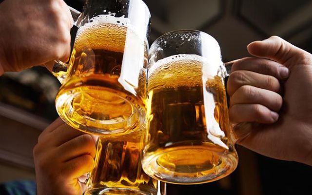 Según un estudio el consumo del alcohol no cambia tu personalidad