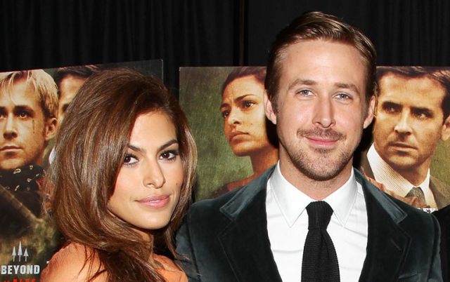Ryan Gosling y Eva Mendes con sus hijas por primera vez Ryan Gosling y Eva Mendes con sus hijas por primera vez