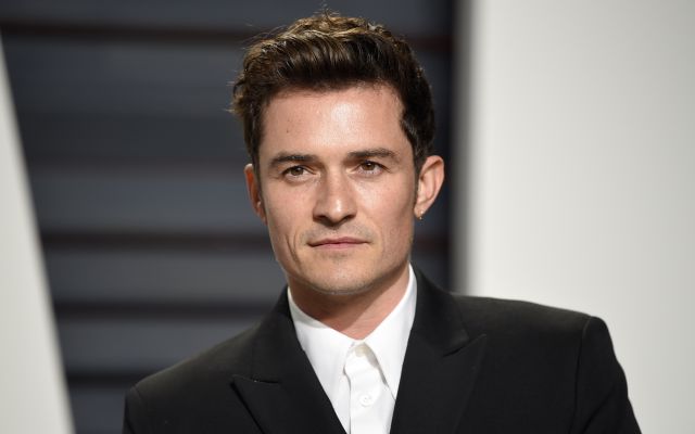 Despiden a mesera tras dormir con Orlando Bloom