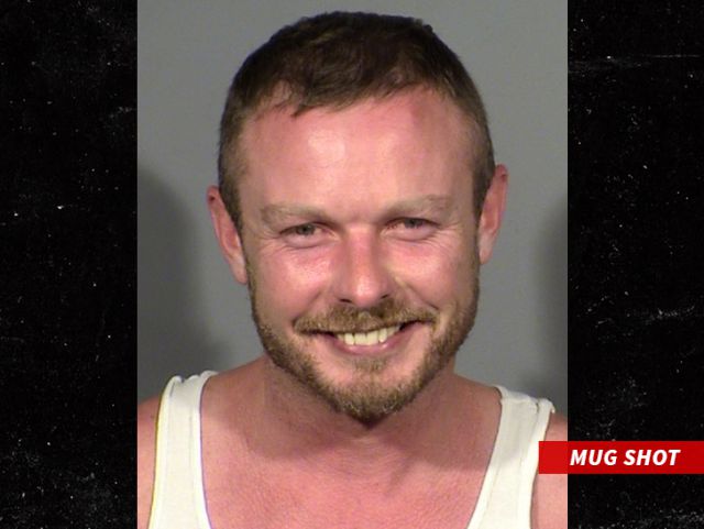 Britney Spears casi fue atacada por este hombre llamado Jess Webb Britney Spears casi fue atacada por este hombre llamado Jess Webb