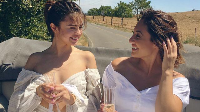 Francia Raisa siente que Selena Gomez ha hecho más por ella que ella misma
