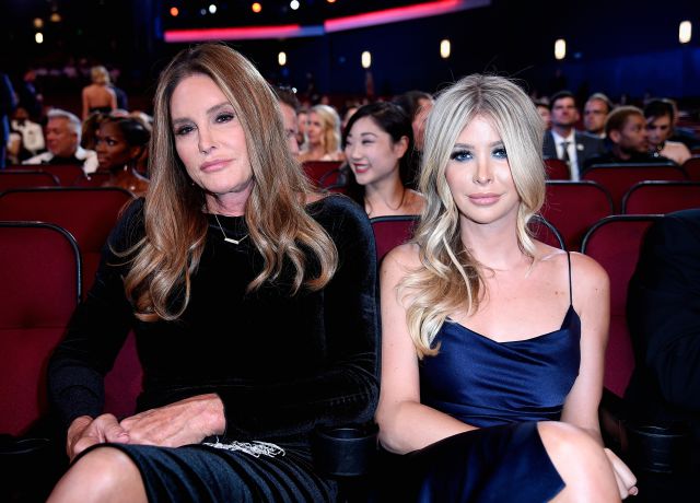 Caitlyn Jenner y Sophia Hutchins Caitlyn Jenner y Sophia Hutchins