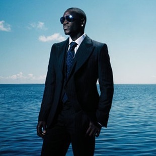 Akon apoya el talento de Justin Bieber