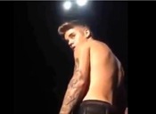 Justin Bieber es golpeado por botella concierto en Sao Paulo