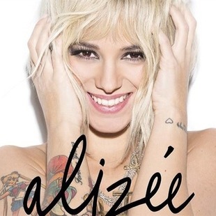 Alizée regresa muy 'Blondie'