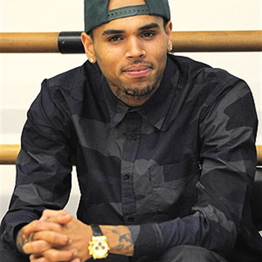 Chris Brown sale de prisión