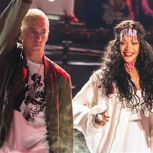 Rihanna y Eminem juntos en el escenario del Festival Lollapalooza 2014