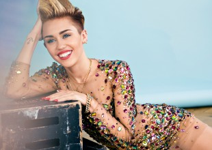 Miley Cyrus debuta en el porno