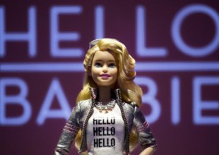 Hellou Barbie
