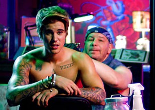 Justin Bieber se hace nuevo tatuaje