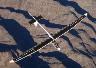 !Avión impulsado por energía solar¡