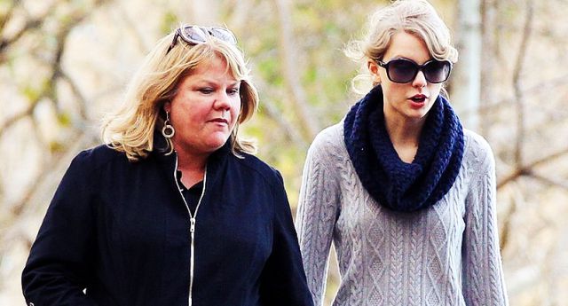 Mamá de Taylor Swift diagnosticada con cáncer