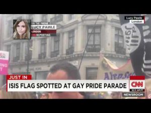 CNN confunde bandera del Estado Islámico con una de dildos.