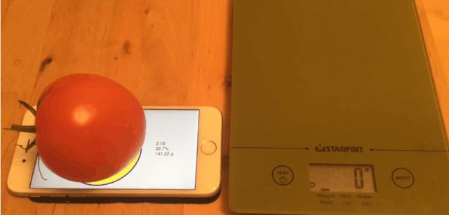 La tecnología 3D Touch hace que puedas pesar algunas frutas