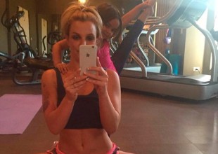 Britney Spears desafía a las críticas con una foto en bikini