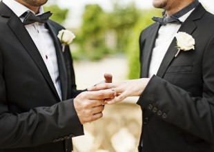 El juez que se negó a casar a una pareja gay