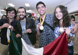 Jóvenes ponen en alto a México en Olimpiada