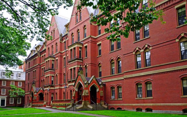 Consigue un diplomado gratis en Harvard
