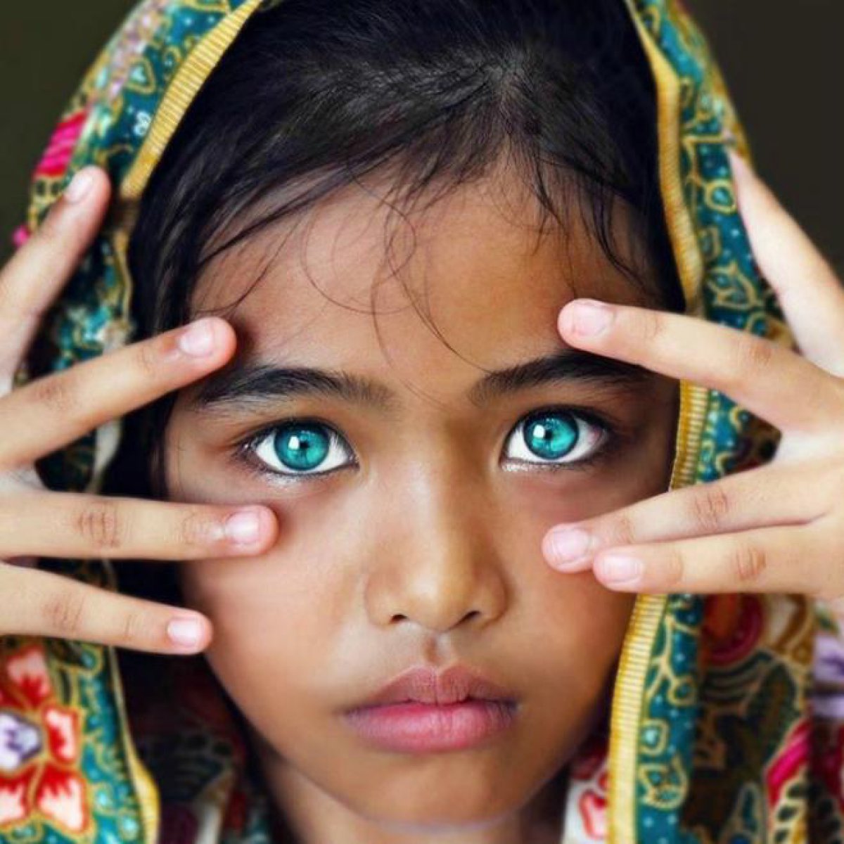 Las 5 personas con los colores de ojos más impresionantes de todo el mundo
