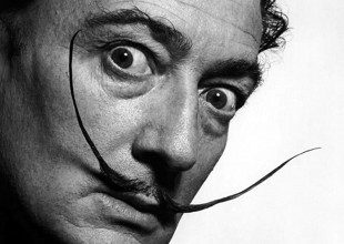 Recreamos a Salvador Dalí en unas de sus más icónicas fotos
