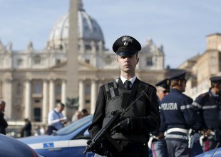 El Vaticano interrumpe una orgía gay