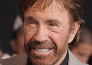 Chuck Norris sobrevive a la muerte