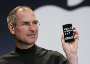Así fue como Steve Jobs presentó el primer iPhone de la historia