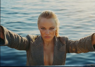 Pamela Anderson posa desnuda