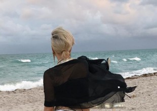 Lady Gaga publica ardiente foto en la playa