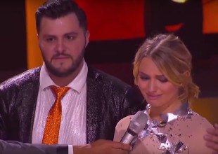 Lolita Cortés hace llorar a concursante de "Mira Quién Baila"
