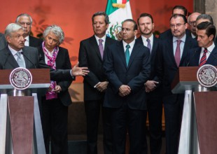 Enrique Peña Nieto y Andrés Manuel hablan de la reforma educativa