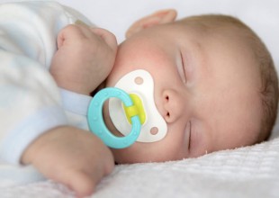 Terrible enfermedad que provocan los chupones para bebés