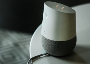 Ya puedes pedir música con control de voz en los dispositivos Google Home