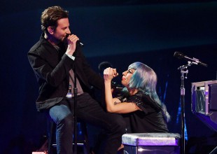 Lady Gaga y Bradley Cooper cantan "Shallow" en vivo