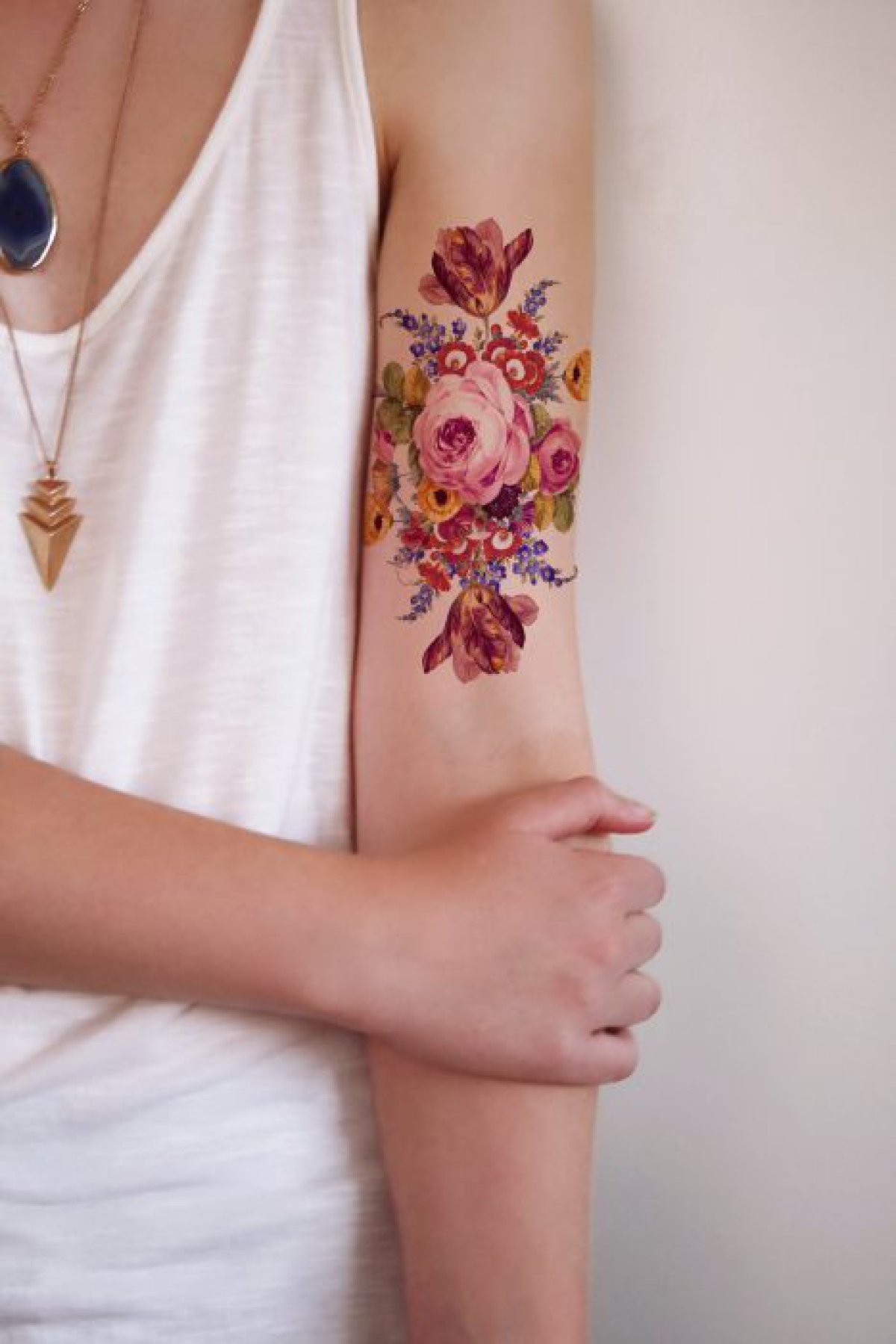 ¿Te gustan los tatuajes con flores? Estos te van a encantar