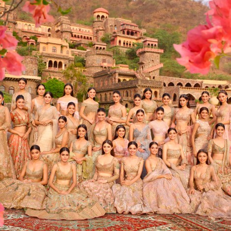 Esta foto de concursantes de Miss India está causando la molestia de todos