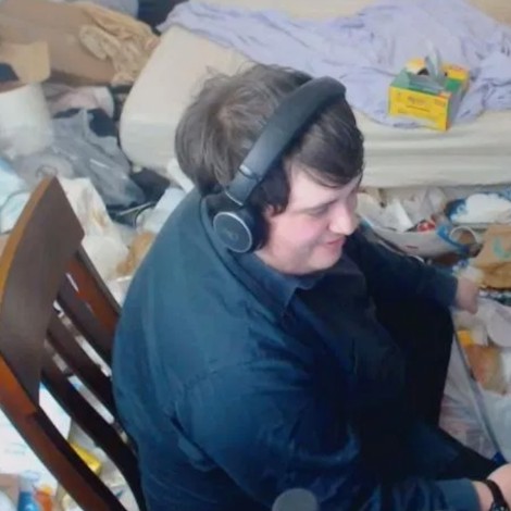 Este joven no limpia su habitación hace ¡14 años!