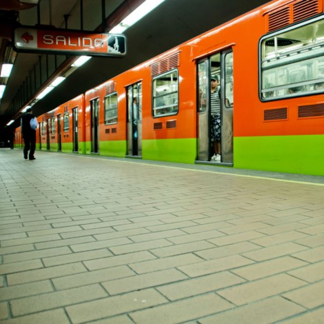 Metro instala pantallas que indican la llegada de trenes en tiempor real