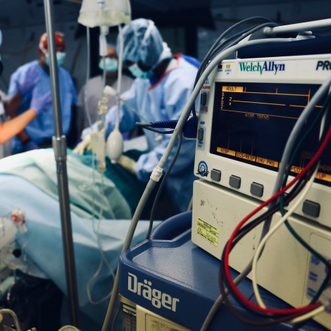 Médicos despiden con aplausos a joven que donó sus órganos para salvar a 7 personas