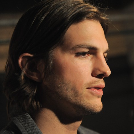 Ashton Kutcher responde a Demi Moore por acusaciones de infidelidad